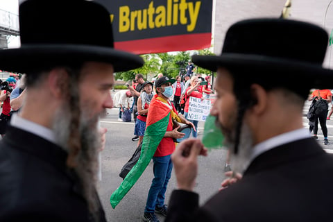 Jewish protesters in anti-Netanyahu rally